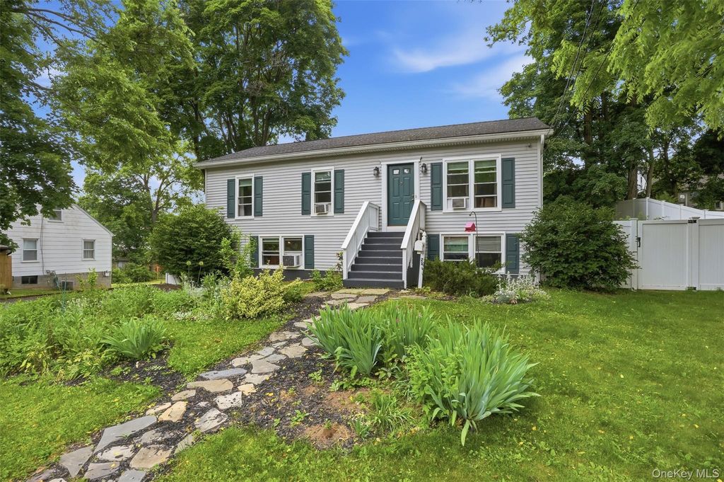 21 Overlook Avenue, Beacon, NY 12508