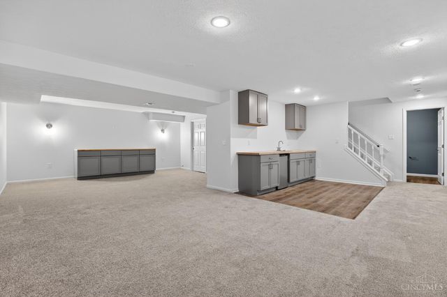 6210 N Shadow Hill Way, Miami Twp, OH 45140