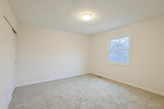 6210 N Shadow Hill Way, Miami Twp, OH 45140