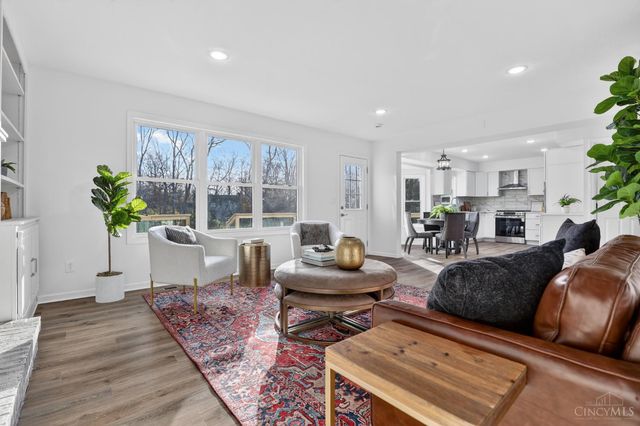 6210 N Shadow Hill Way, Miami Twp, OH 45140