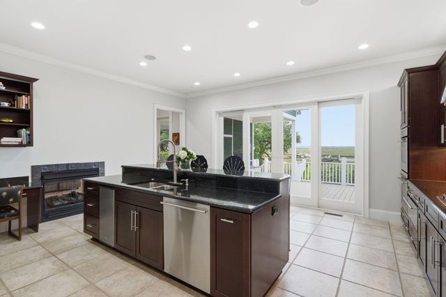 5027 Barrier Island Court, Mount Pleasant, SC 29466
