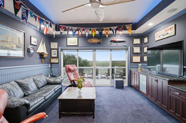5027 Barrier Island Court, Mount Pleasant, SC 29466