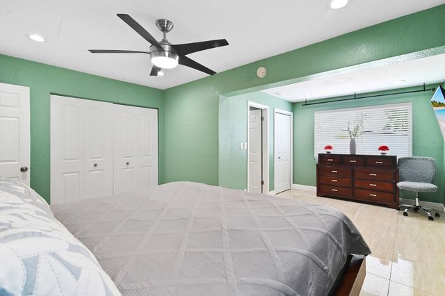 124 Davis Road, Palm Springs, FL 33461