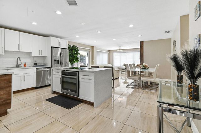 124 Davis Road, Palm Springs, FL 33461