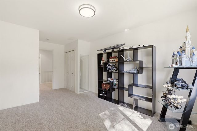 13892 473rd Court SE, North Bend, WA 98045