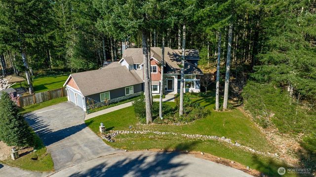 13892 473rd Court SE, North Bend, WA 98045