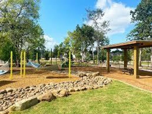 535 Chestnut Reef Court, Conroe, TX 77304