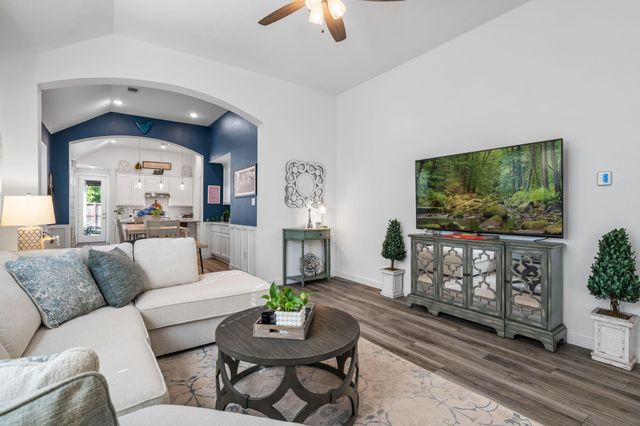 535 Chestnut Reef Court, Conroe, TX 77304