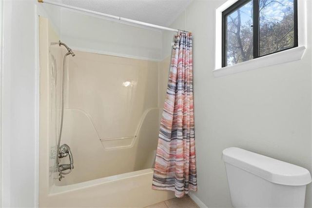 907 Dauphine Circle, Daphne, AL 36526