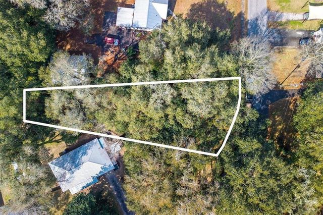 907 Dauphine Circle, Daphne, AL 36526