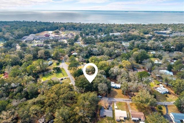 907 Dauphine Circle, Daphne, AL 36526