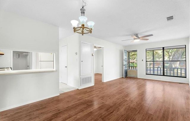 907 Dauphine Circle, Daphne, AL 36526