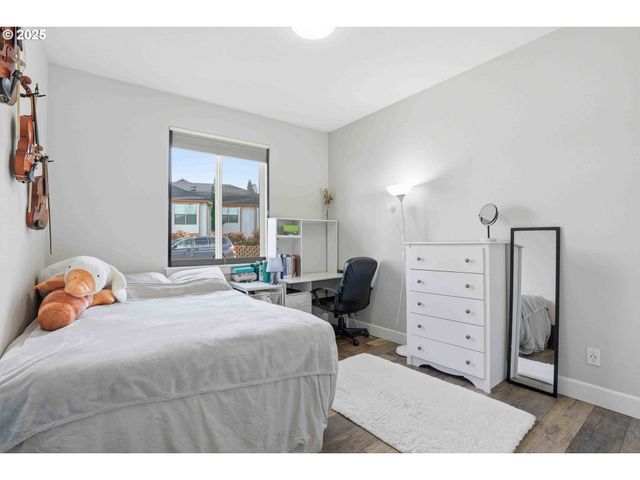 112 SUMMIT VIEW Ave, Salem, OR 97306