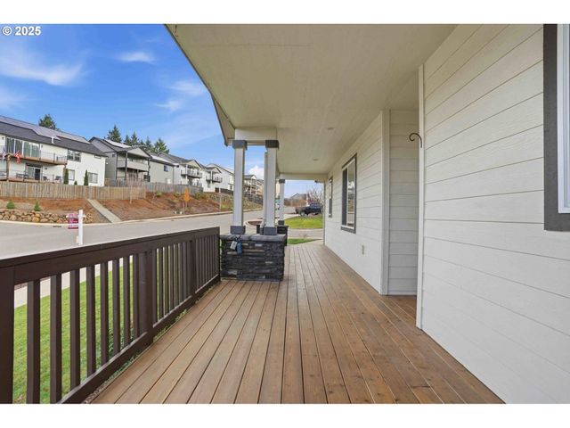 112 SUMMIT VIEW Ave, Salem, OR 97306