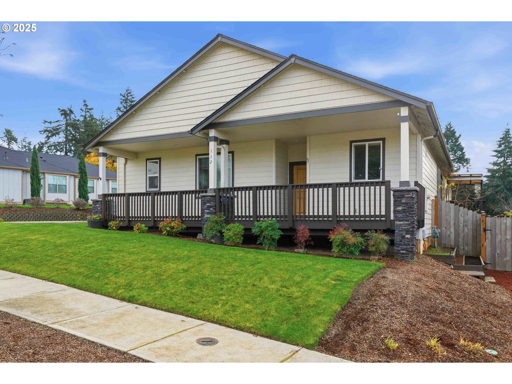 112 SUMMIT VIEW Ave, Salem, OR 97306