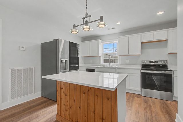 213 Mockingbird Dr, Columbia, TN 38401