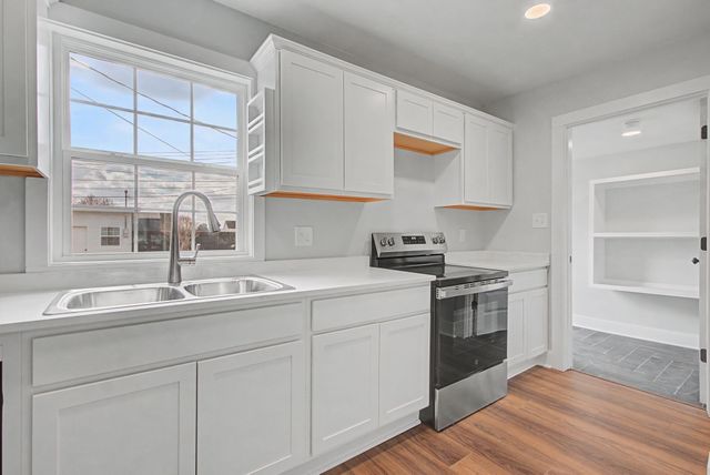 213 Mockingbird Dr, Columbia, TN 38401