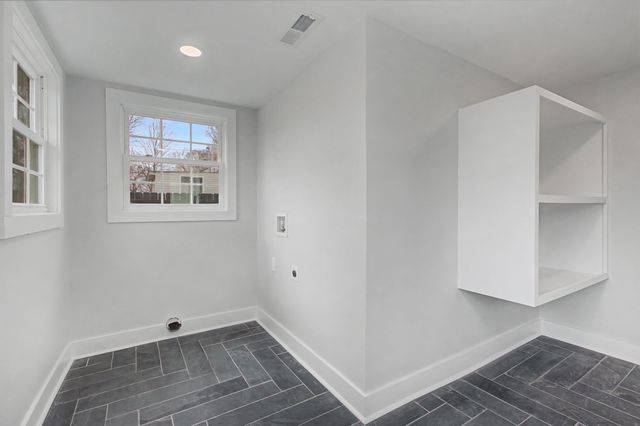 213 Mockingbird Dr, Columbia, TN 38401