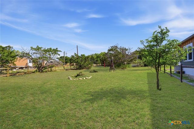 1956 Live Oak Drive, Canyon Lake, TX 78133