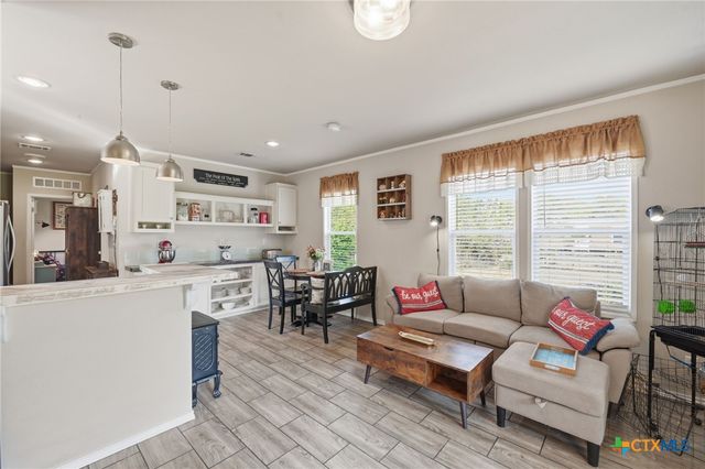 1956 Live Oak Drive, Canyon Lake, TX 78133