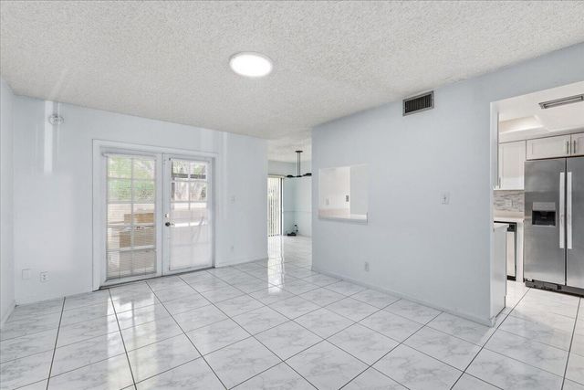 9985 W Atlantic Boulevard 9985, Coral Springs, FL 33071