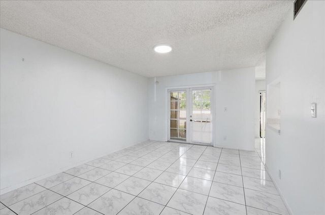9985 W Atlantic Boulevard 9985, Coral Springs, FL 33071