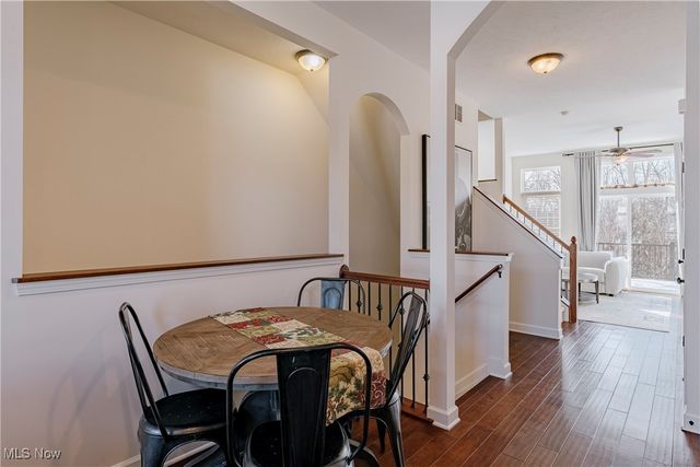 26 Grandview Drive, Rocky River, OH 44116