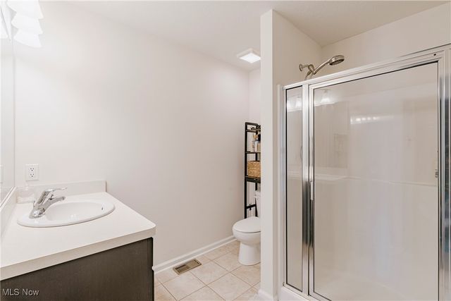 26 Grandview Drive, Rocky River, OH 44116