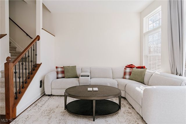 26 Grandview Drive, Rocky River, OH 44116