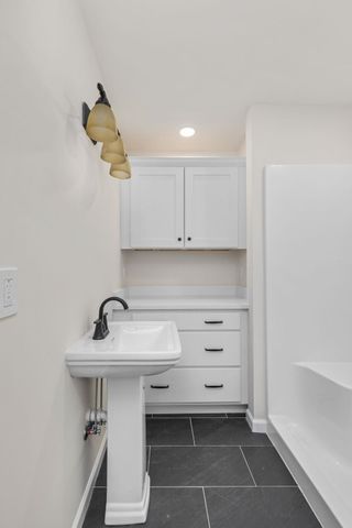 17 COUNTY ROAD 233 RD, Corinth, MS 38834