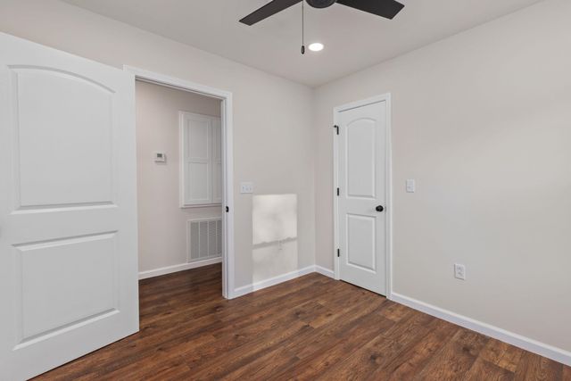 17 COUNTY ROAD 233 RD, Corinth, MS 38834