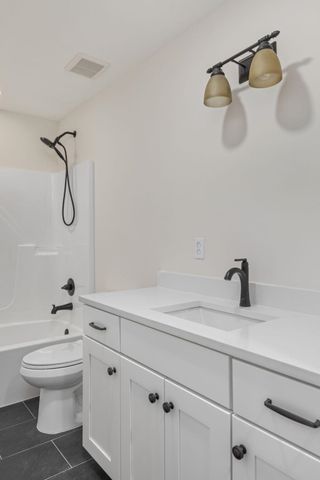 17 COUNTY ROAD 233 RD, Corinth, MS 38834