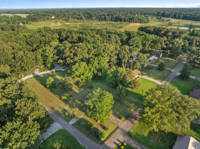 17 COUNTY ROAD 233 RD, Corinth, MS 38834