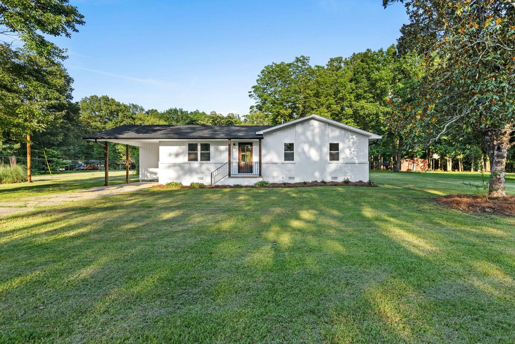 17 COUNTY ROAD 233 RD, Corinth, MS 38834