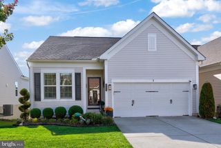 5 MONTAUK AVE, Fredericksburg, VA 22406