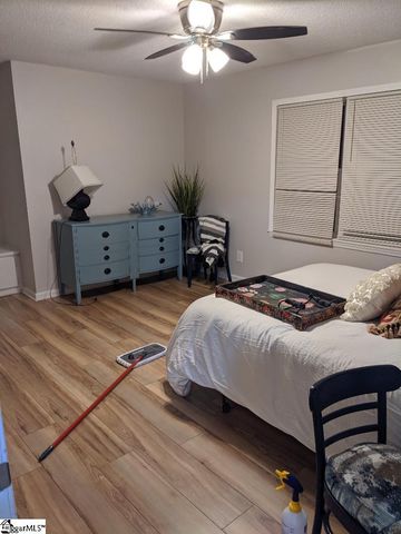 7 4th Street, Greenville, SC 29611
