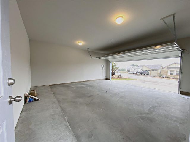 20915 Oak Dale DR, Lago Vista, TX 78645