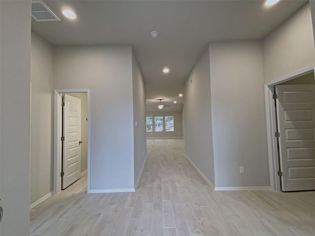 20915 Oak Dale DR, Lago Vista, TX 78645
