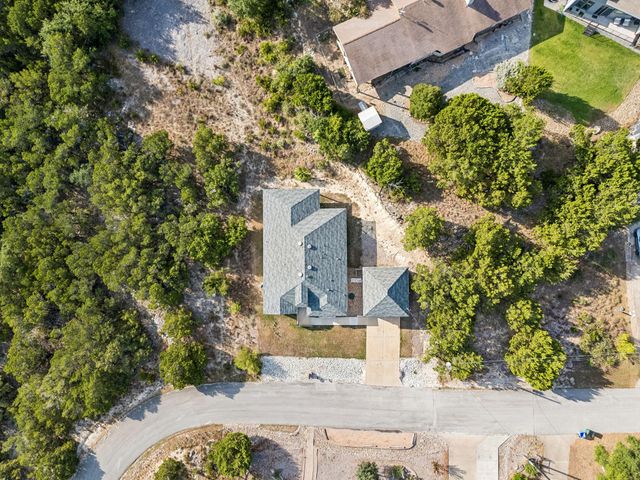 20915 Oak Dale DR, Lago Vista, TX 78645