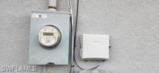 2118 NE 13th PL, Cape Coral, FL 33909