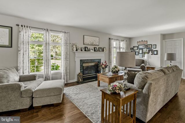 4 EAGLE CIR, Denver, PA 17517