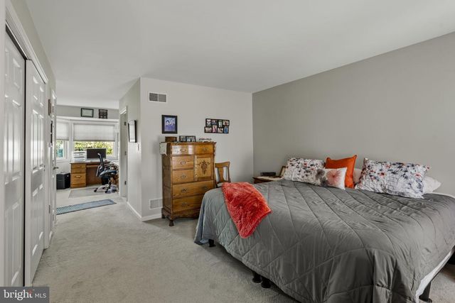 4 EAGLE CIR, Denver, PA 17517