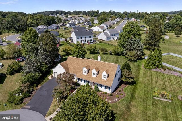 4 EAGLE CIR, Denver, PA 17517