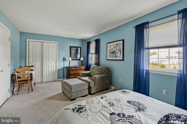 4 EAGLE CIR, Denver, PA 17517