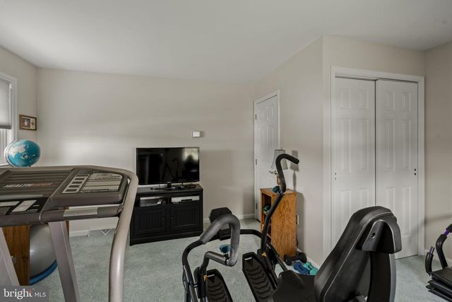 4 EAGLE CIR, Denver, PA 17517