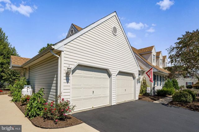 4 EAGLE CIR, Denver, PA 17517