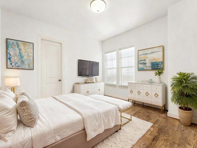 2202 Lakeshore Edge Drive, Houston, TX 77080