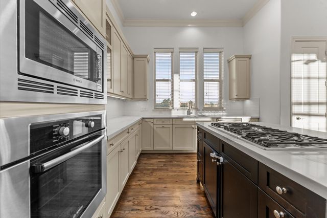 2202 Lakeshore Edge Drive, Houston, TX 77080