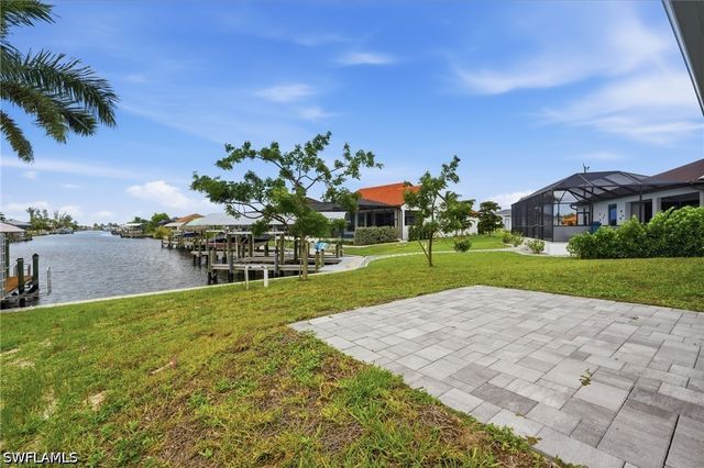 3728 Yucatan PKWY, Cape Coral, FL 33993