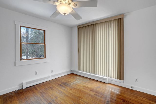 22 Oklahoma Avenue, Vineyard Haven, MA 02568